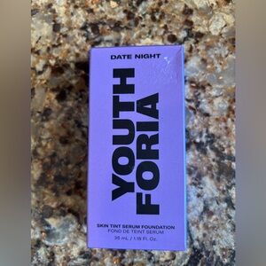 Youth flora date night serum foundation